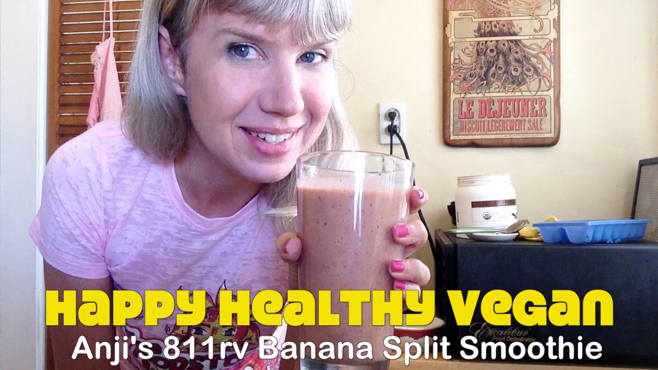 Banana Split Smoothie Demo [Vegan Recipe]